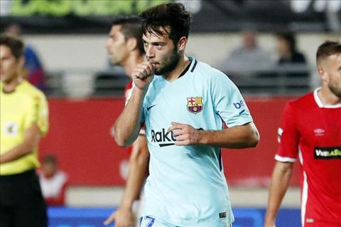 HLV Valverde nói gì về màn ra mắt ấn tượng của sao trẻ Barca?