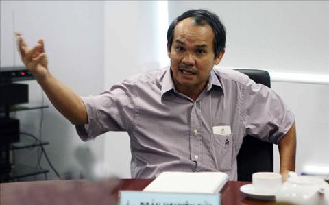 Bầu Đức phản bác tin đồn HLV Park Hang Seo ưu ái quân HAGL