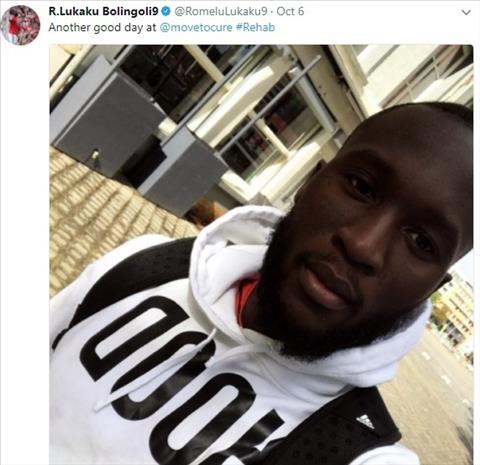 Romelu Lukaku dich than tiet lo tinh hinh chan thuong hinh anh 2