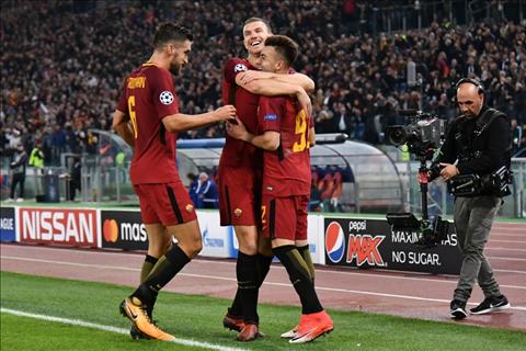 Roma 3-0 Chelsea 3 nguoi chien thang va 4 nguoi that bai hinh anh 2