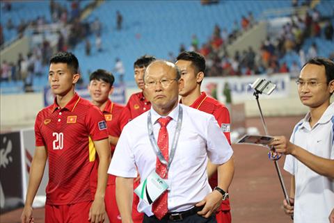 Chuyen gia danh gia loi choi cua DT Viet Nam sau tran hoa truoc Afghanistan  hinh anh