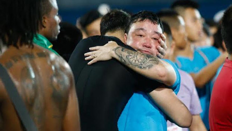 HLV Trương Việt Hoàng bất ngờ chia tay CLB Hải Phòng