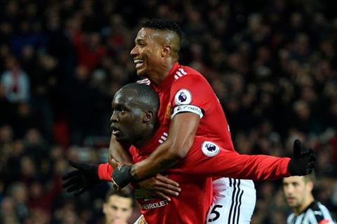 Pogba Lukaku la tien dao hay nhat o Premier League hinh anh