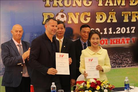 PVF se dua Viet Nam vuon tam the gioi Kho nhung tai sao khong hinh anh 2