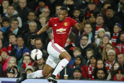 Martial lên tiếng trách móc Mourinho