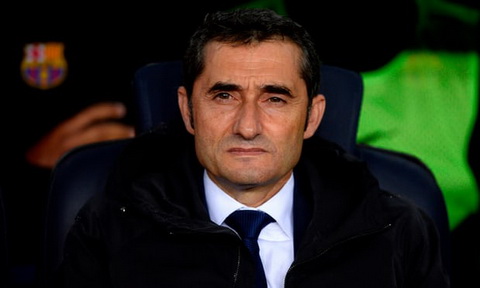 Ernesto Valverde: Người lái Barcelona qua cơn bão