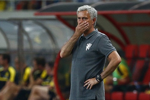 Jose Mourinho: Thật khó để viết sử tại Man Utd