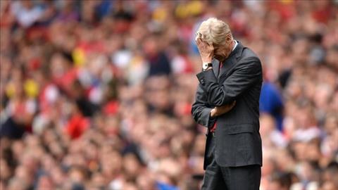 Thiết lập kỷ lục, Arsene Wenger vượt mặt Sir Alex Ferguson