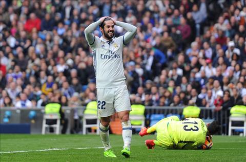 Ramos khuyen tien ve Isco o lai Real Madrid hinh anh