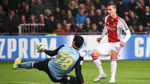 Nhan dinh Ajax vs Legia 01h00 ngay 242 (Europa League 201617) hinh anh