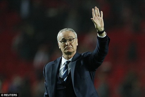 HLV Claudio Ranieri nhuong cho cho Roberto Mancini hinh anh