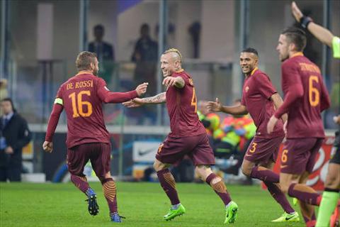 Tong hop Inter Milan 1-3 AS Roma (Vong 26 Serie A 201617) hinh anh