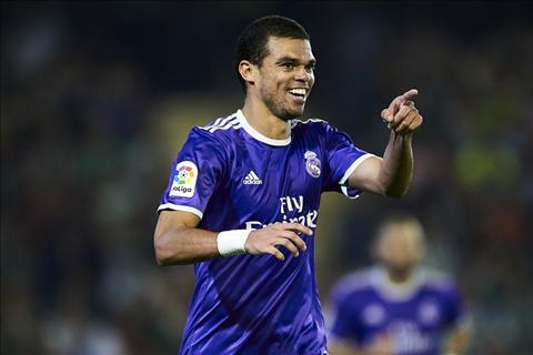 Pep muốn có bộ đôi hậu vệ chất lượng ở La Liga