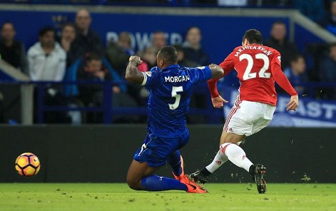 “Phép màu” 4-2-3-1 sẽ giúp Mourinho hồi sinh M.U?