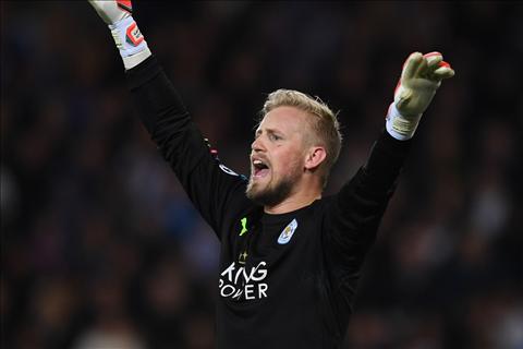 Arsenal và M.U nhận tin vui vụ sao Leicester