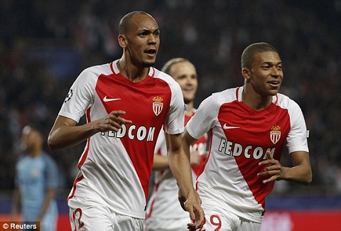 Những điều xảy ra sau khi Liverpool cướp mất Fabinho từ MU