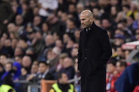 HLV Zidane khen ngoi tien dao Karim Benzema hinh anh 2