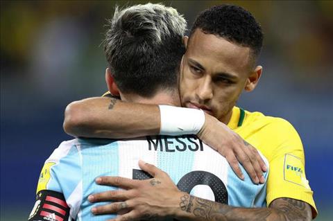 Neymar khang dinh Messi dang kho o vi DT Brazil hinh anh