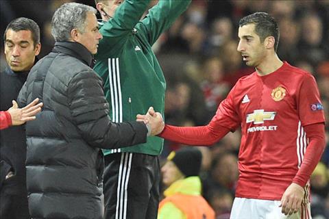 Mkhitaryan nói gì sau khi bị Mourinho chỉ trích dữ dội?