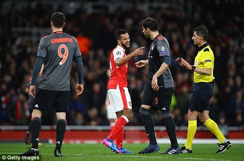 Walcott sắp cập bến La Liga