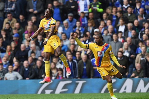 Liverpool và Arsenal hết hy vọng chiêu mộ hàng thải M.U