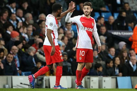 Nhạc trưởng Monaco tỏ tình với M.U và Chelsea