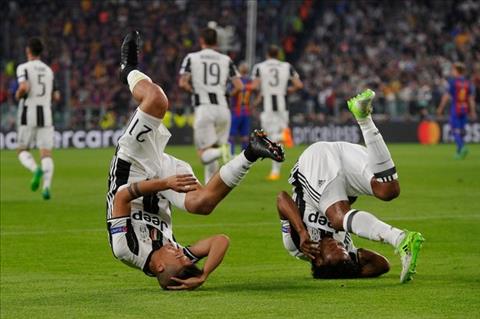 Du am Juventus 3-0 Barca Su lac long cua Messi trong dem Dybala ruc sang hinh anh 2