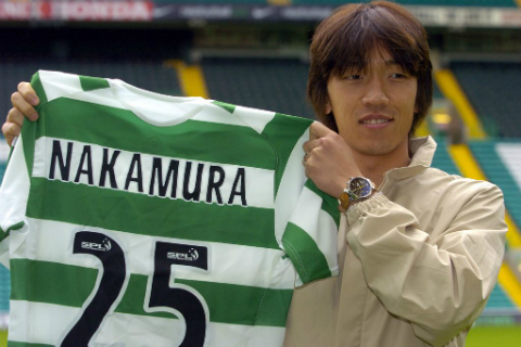 Shunsuke Nakamura Anh trang tren bau troi Celtic Park hinh anh 2