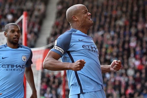 Kompany: Pep là HLV đặc biệt nhất