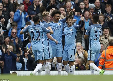 Thay gi sau tran Man City 2-1 Leicester hinh anh 4