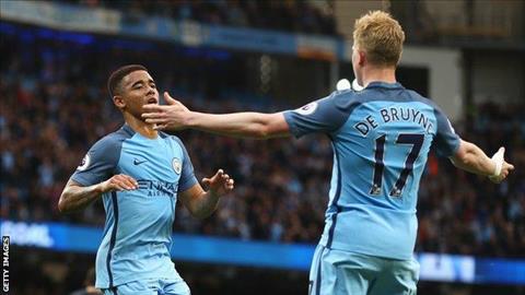 Tien ve Kevin De Bruyne di vao lich su Man City hinh anh