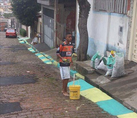 Tiền đạo Gabriel Jesus đổi đời nhanh chóng mặt