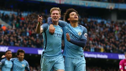 Man City vs Liverpool: Cuộc chiến của De Bruyne và Henderson