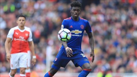 Sao trẻ Tuanzebe nói gì về màn trình diễn trong mơ trước Arsenal?