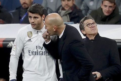 Zidane đã cố để ngăn cản Morata rời đi