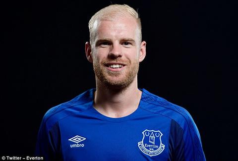 Everton tiếp tục cơn điên mua sắm: Lần này là bại tướng của M.U