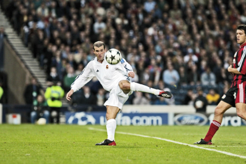 Zinedine Zidane va Real Madrid Moi luong duyen giua hai chan menh thien tu hinh anh 5