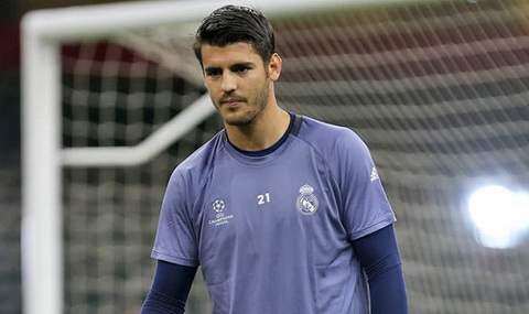 Chelsea thà giữ Costa còn hơn mua Morata