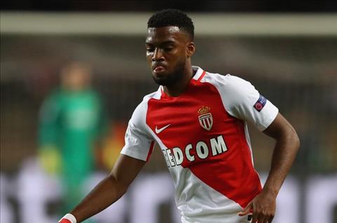 BLĐ M.U không muốn Mourinho mua Thomas Lemar