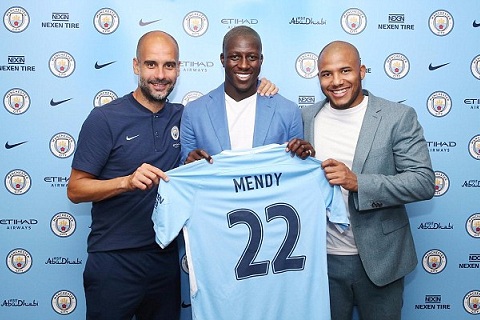 Bom tấn Mendy tiết lộ lý do đầu quân cho Man City