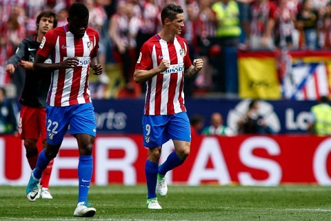 Fernando Torres muon giai nghe trong mau ao Atletico