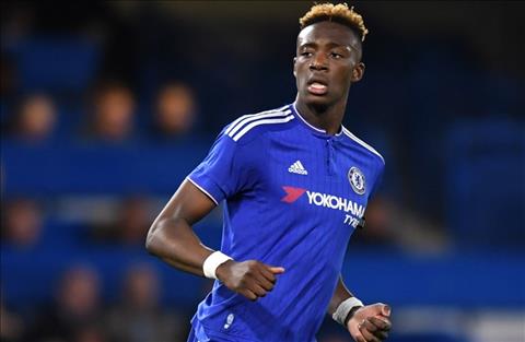 Aston Villa muốn có tiền đạo của Chelsea