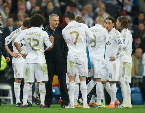 Jose Mourinho giup Real Madrid khong con yeu bong via o dau truong Champions League.