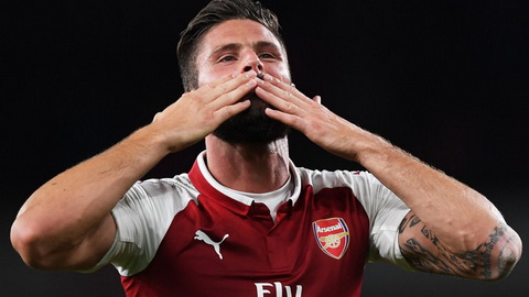Giroud tiet lo ly do quyet dinh o lai Arsenal hinh anh