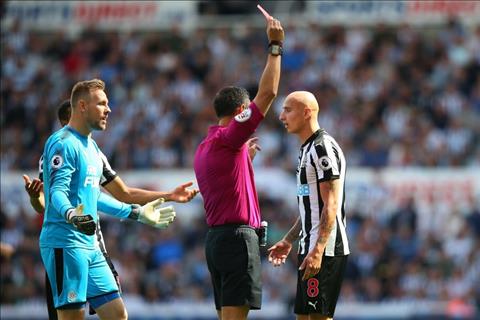Huyền thoại Newcastle chỉ trích dữ dội Jonjo Shelvey