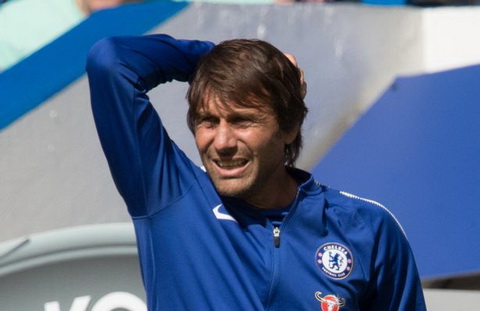 Conte lại xuất hiện mâu thuẫn với BLĐ Chelsea
