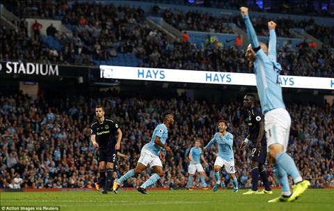 Bị Everton cầm hòa, Sao Man City chê đồng đội dứt điểm kém