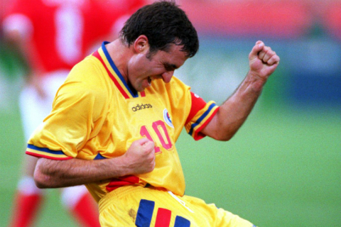 Gheorghe Hagi: Số 10 vĩ đại - Người hùng bất diệt của bóng đá Romania