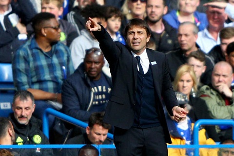 AC Milan lên tiếng trước tin đồn mời gọi Conte