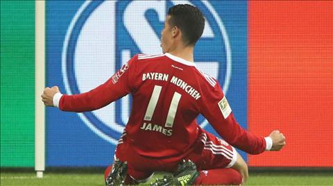 Schalke 0-3 Bayern Munich Lan dau cua James Rodriguez hinh anh